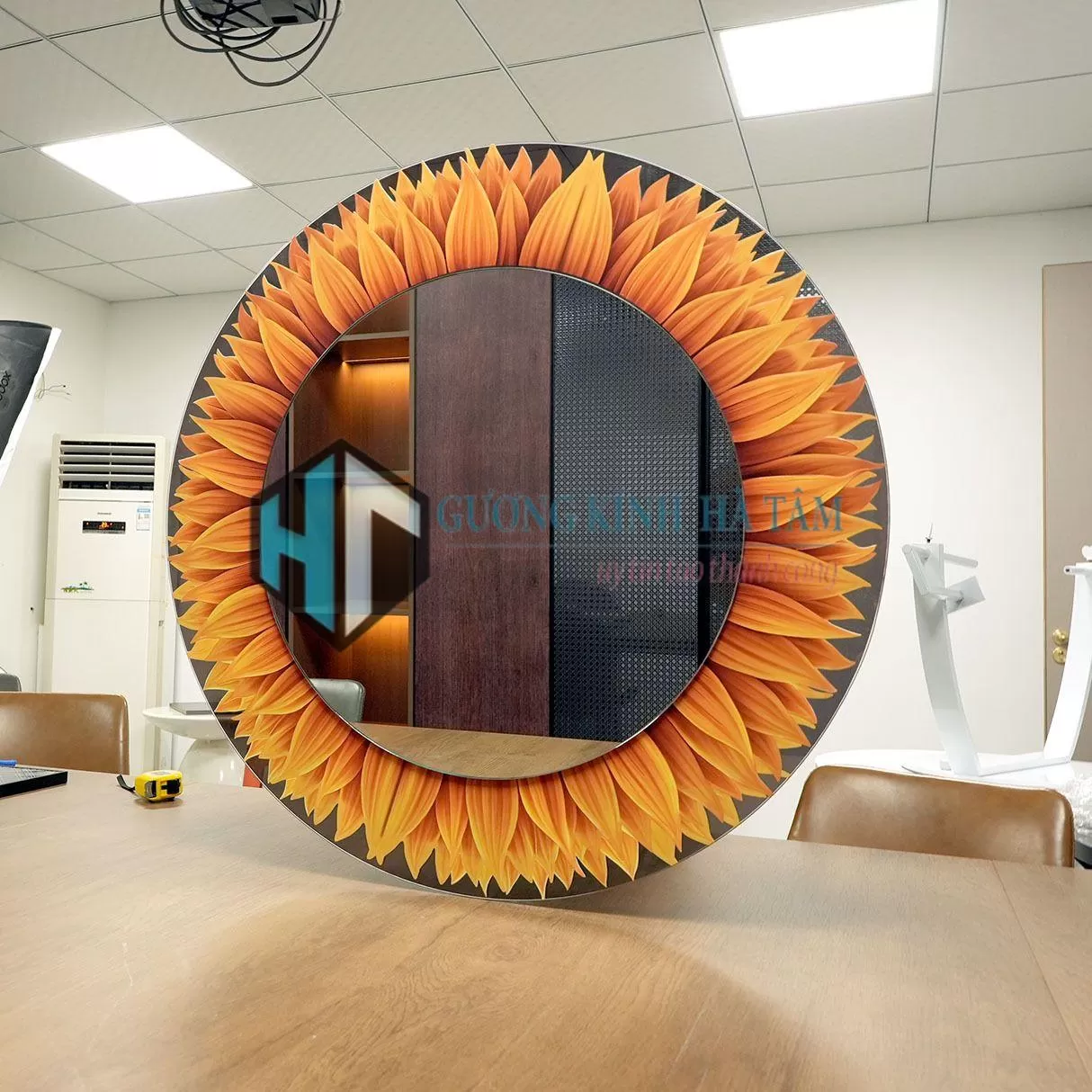 Gương đèn led in 3D hoa hướng dương, gương nhà tắm treo tường thông minh